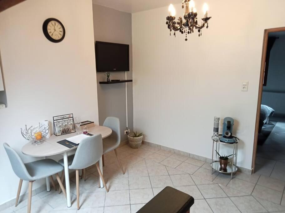 Splendide Moulins Apartment Moulins  Bagian luar foto